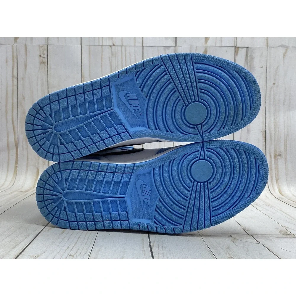 Nike Air Jordan 1 High OG University Blue‎ Size 8 555088‑134